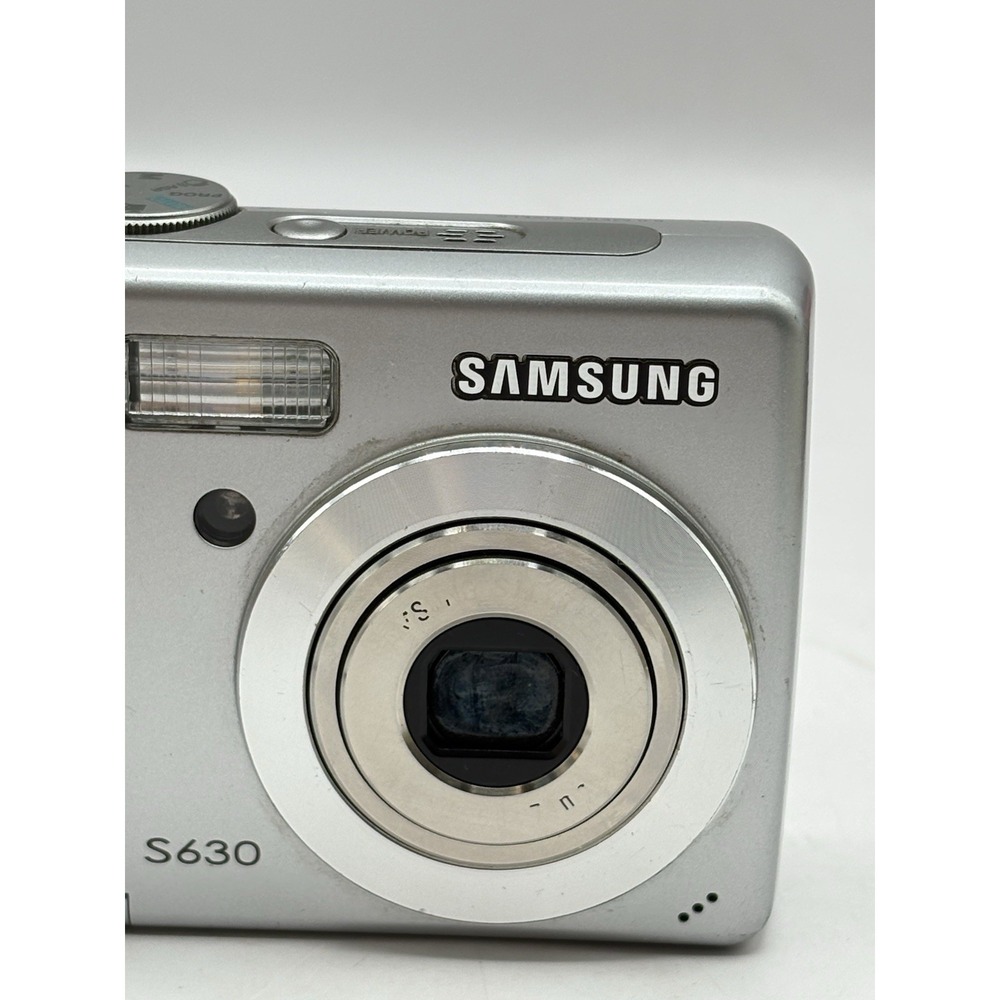 Samsung Silver Digimax S630 6MP Digital Camera with 3x Optical Works - Picture 9 of 12
